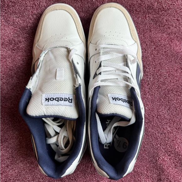 *sold* - Picture 6 of 6